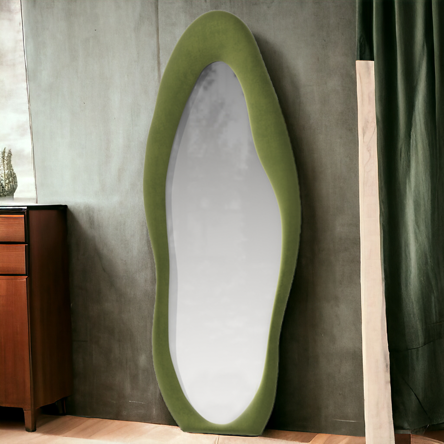 Elliptique Floor Mirror
