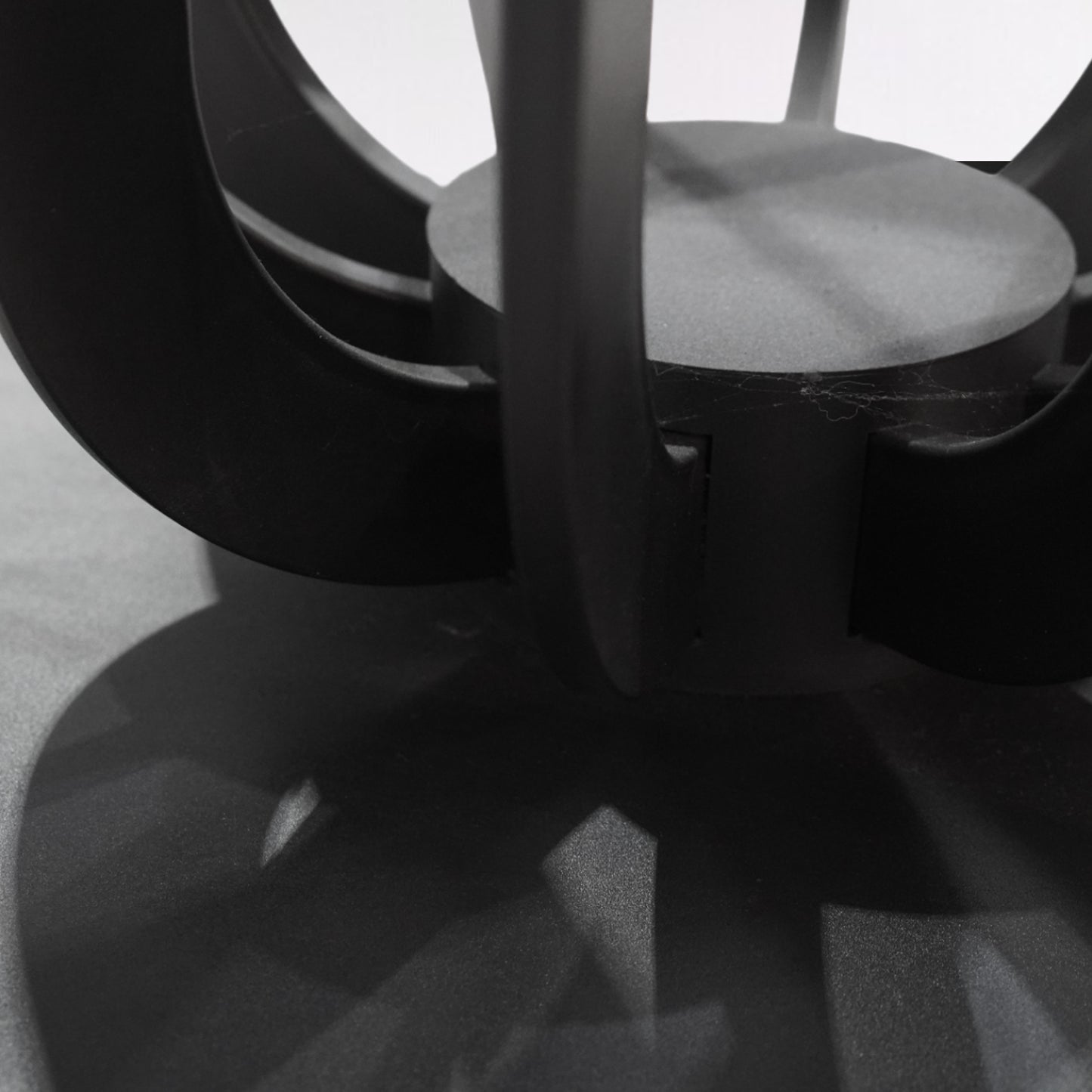 Jaula Dining Table