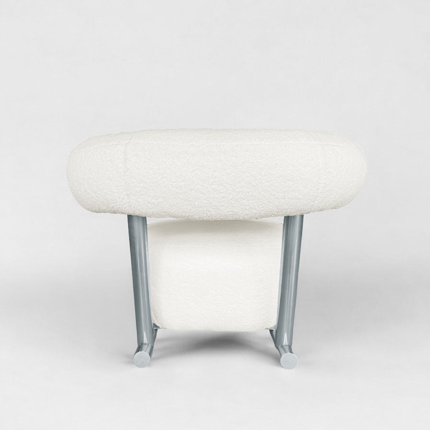 Fuulid Arm Chair